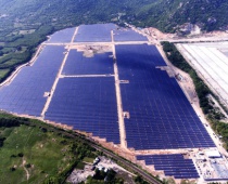 Nhà máy điện mặt trời Vĩnh Tân 2 phát điện thương mại